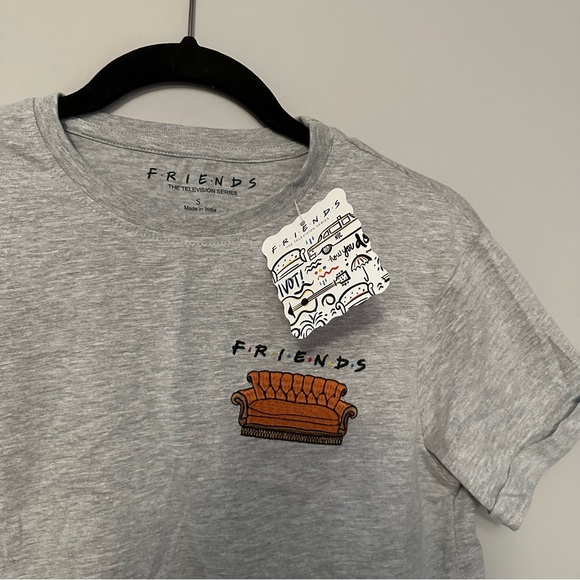 Friends Crop Top Sz: S - Picture 2 of 3